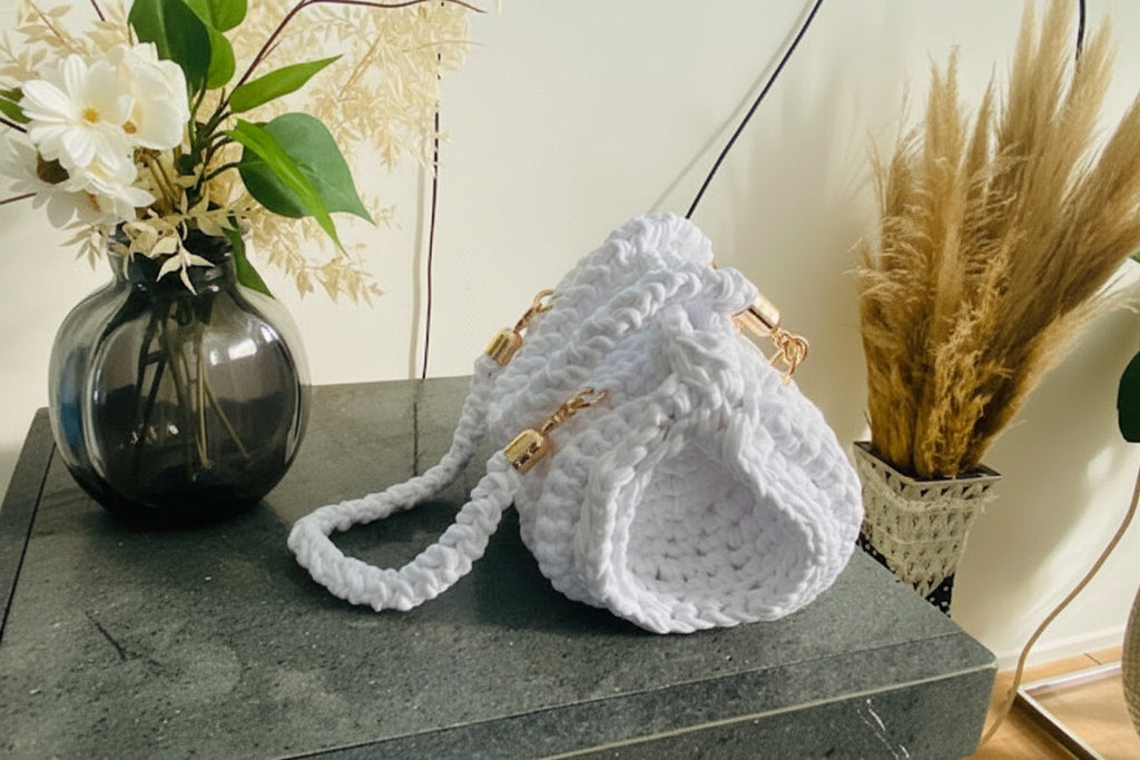 Sac crochet fait main – blanc élégant