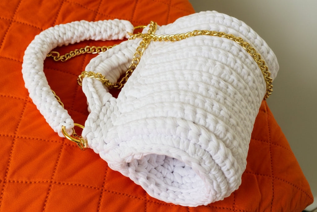 Sac crochet fait main – blanc élégant