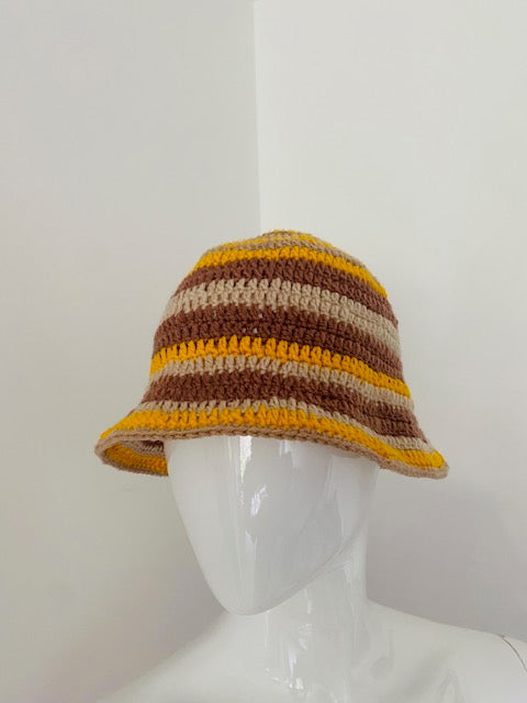 Bob en crochet multicolore