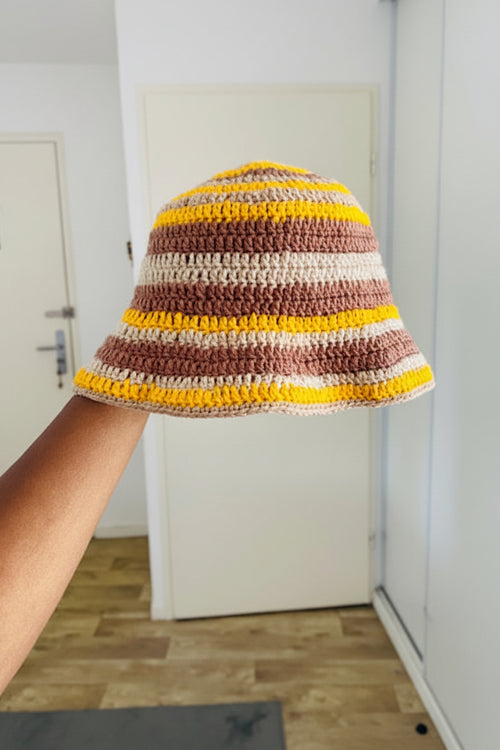 Bob en crochet multicolore